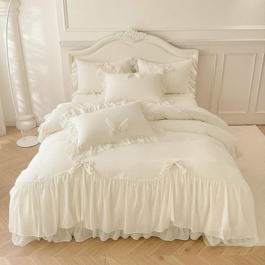 Ruffle-Edge Duvet Set